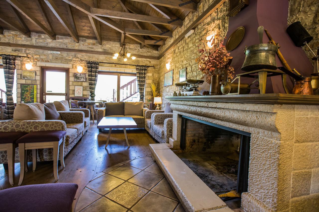Village Inn Ано-Хора Экстерьер фото