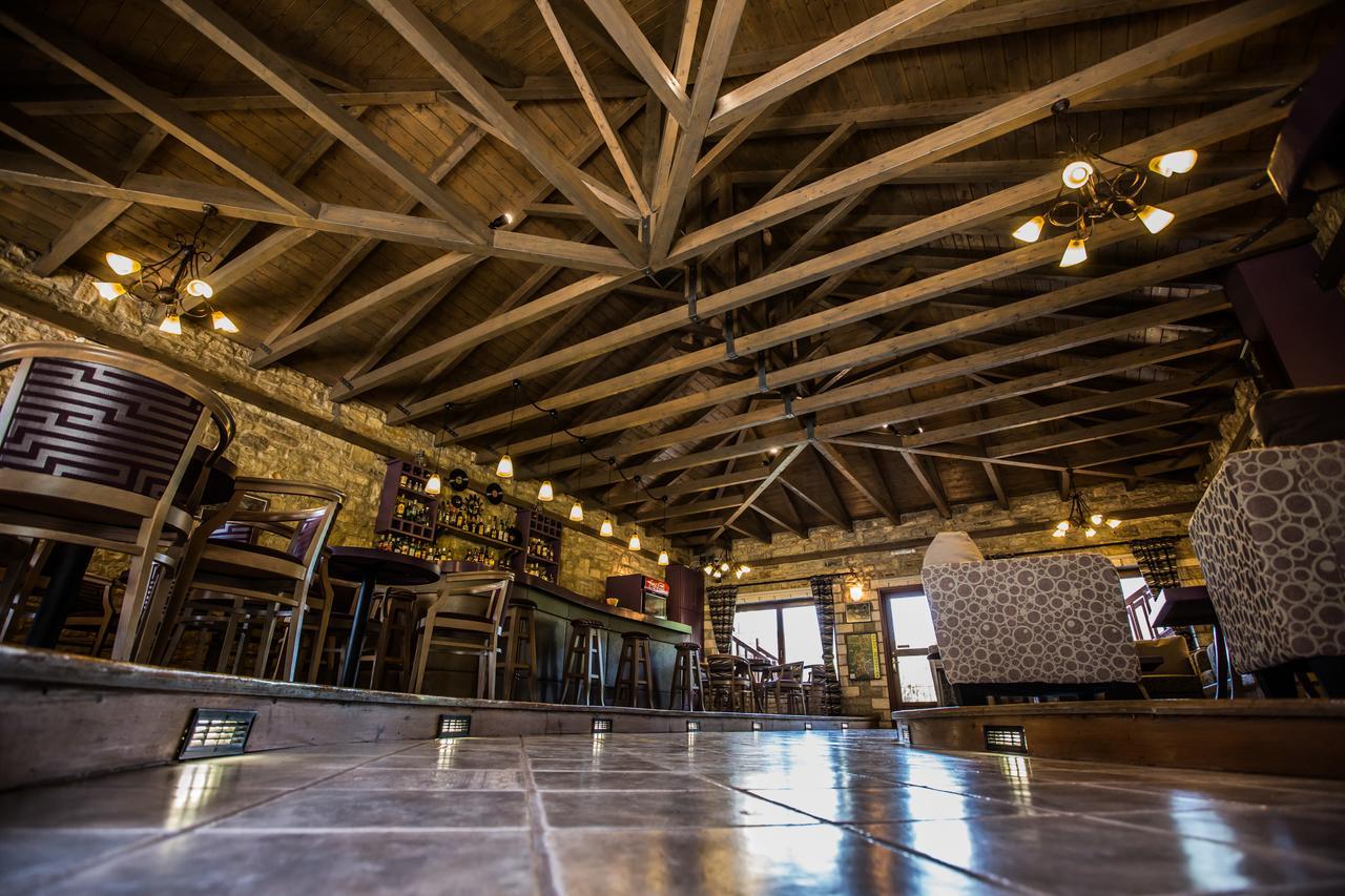 Village Inn Ано-Хора Экстерьер фото